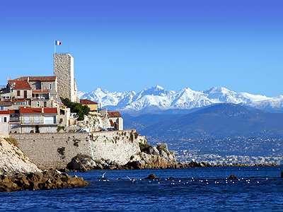 2 Bedroom Modern Apartment In Antibes With Sea View Exteriör bild